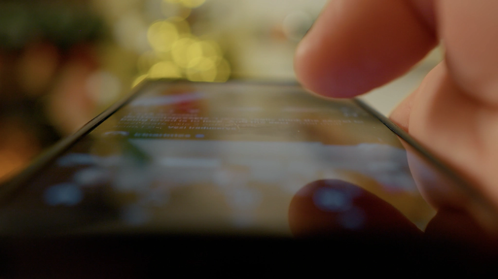 Czy smartfony nas podsłuchują? Mity, fakty i dane
